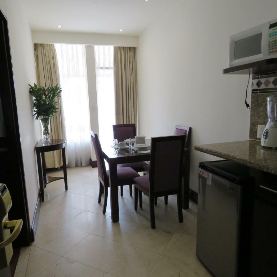 Suites Melchor Ocampo 445 Мехико Экстерьер фото